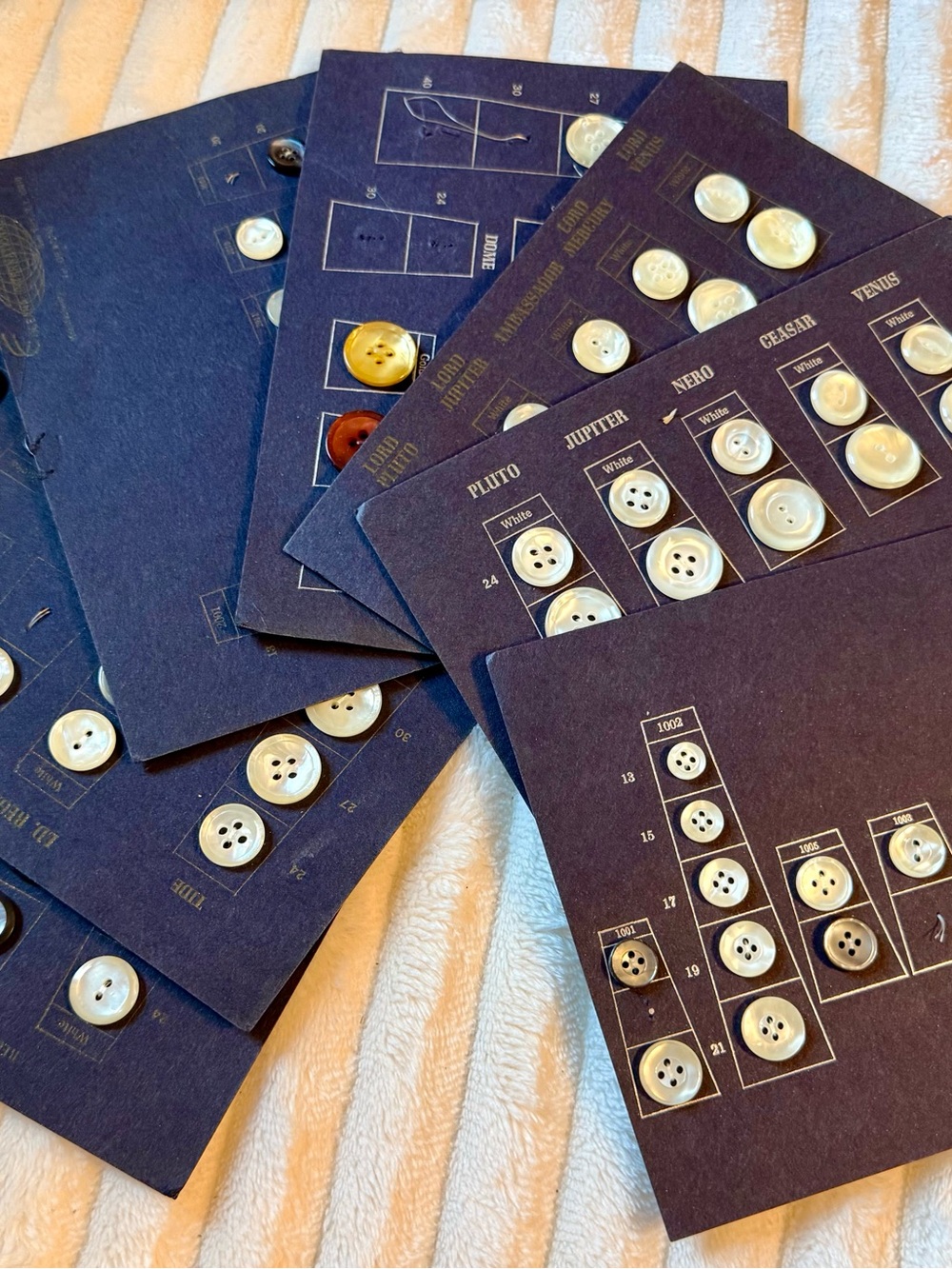 Mid Century Oceanic Int. Vintage Original Sales Sewing Button Lot on Cards